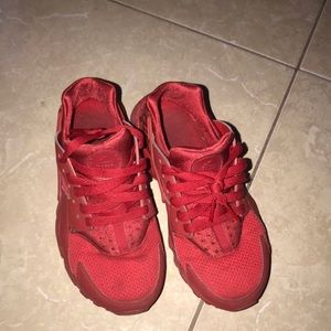 Varsity Red Huaraches